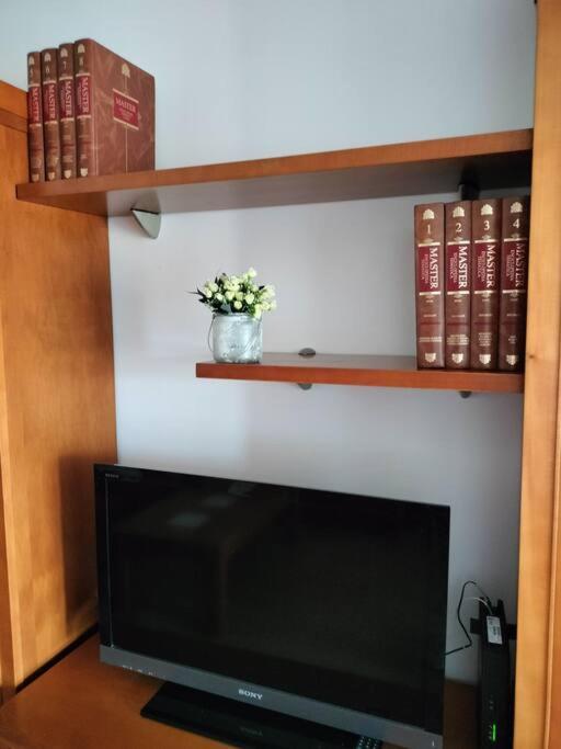 Apartamento Deluxe El Camino Alcalá de Henares Kültér fotó