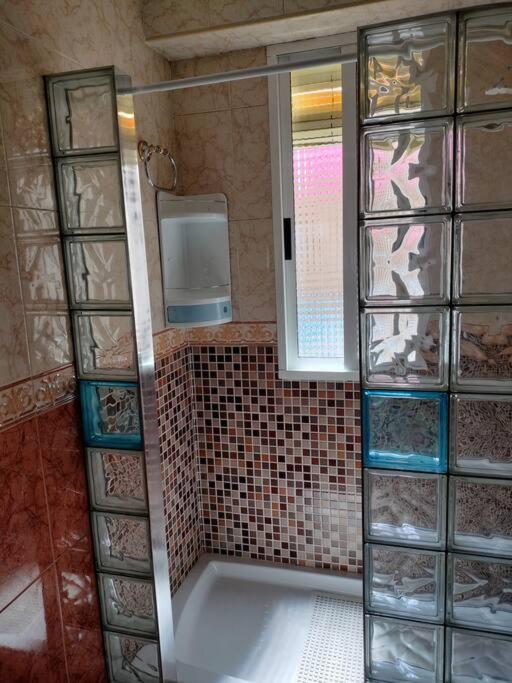 Apartamento Deluxe El Camino Alcalá de Henares Kültér fotó